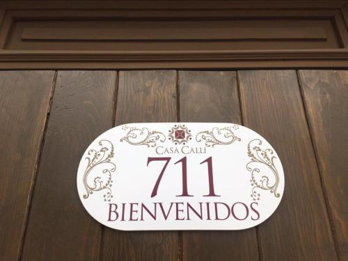 a sign for the entrance to ben mendhamolis at Hotel Calli Quetzalcoatl in Cholula