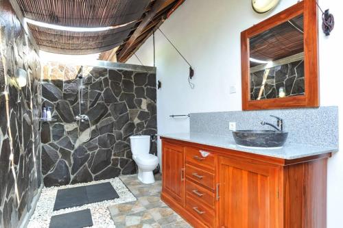 ห้องน้ำของ Villa L'Orange Bali