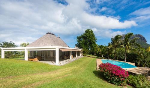 Le Petit Morne Lodge