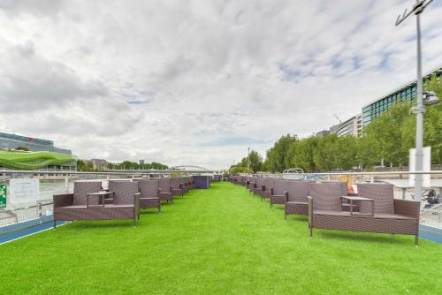 VIP Paris Yacht Hôtel & Spa