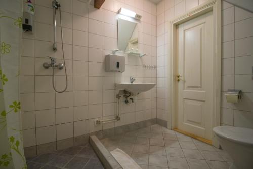 Kamar mandi di Tampere Maja