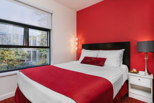 Moda Hotel Image