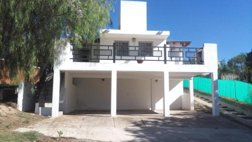 Φωτογραφία από το άλμπουμ του Departamento Amarillis σε Mina Clavero