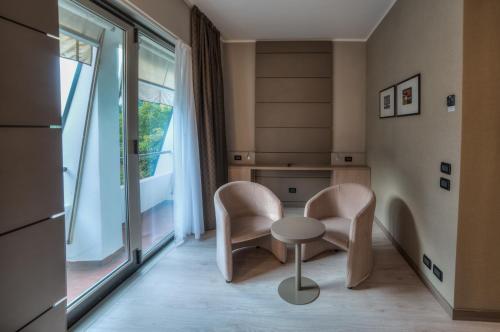 Un lugar para sentarse en Cardano Hotel Malpensa