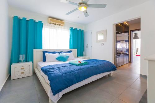 Postel nebo postele na pokoji v ubytování Amazing Penthouse in Punta Cana with Ocean View