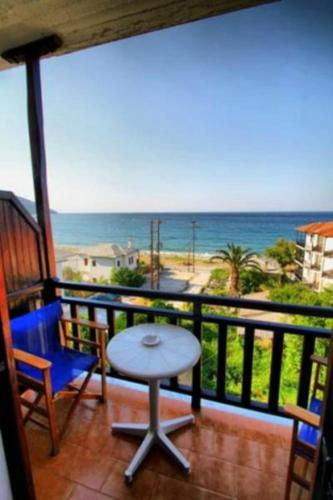 Gallery image of Hotel Erato in Chorefto