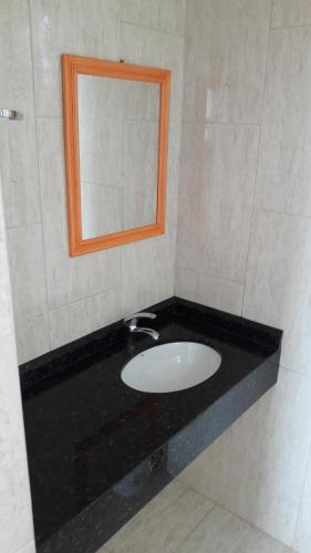 Bilik mandi di Hotel Pousada Oosterhuis