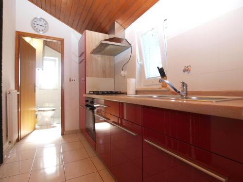 Kuchyň nebo kuchyňský kout v ubytování Apartment Luisa 1437
