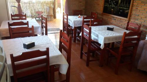 Restaurant ou autre lieu de restauration dans l'établissement Pousada Portal