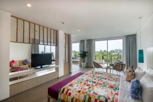 SOL by Meliá Phu Quocにあるテレビまたはエンターテインメントセンター