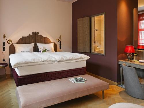 25hours Hotel The Royal Bavarian Image