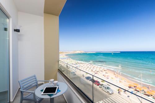Foto Meltemi Coast Suites 1