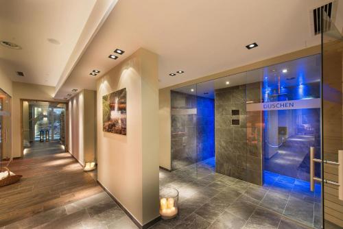 Kúpeľňa v ubytovaní Hotel Bergblick 4 Sterne Superior
