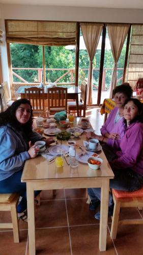 Oaspeți care stau la El Encanto Sorata