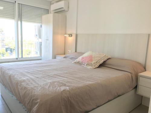 Afbeelding uit fotogalerij van First line Apartment in Alicante