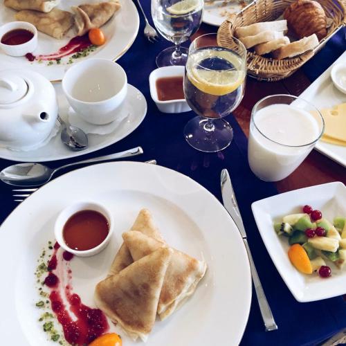 Jídlo v hotelu nebo okolí