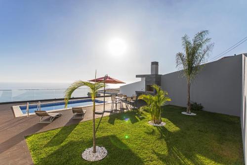 Searenity Vacation Home I by an island apart