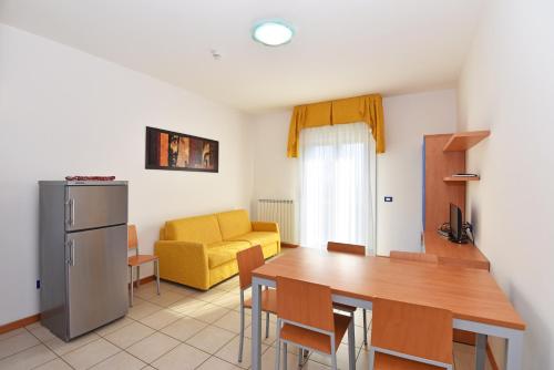 Кухня или мини-кухня в Hotel Villa Olga

