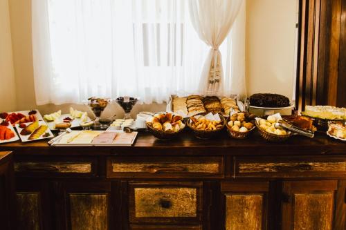 Makanan di atau berdekatan inn ini