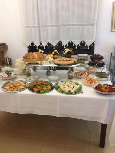 Mad på hotellet eller i nærheden