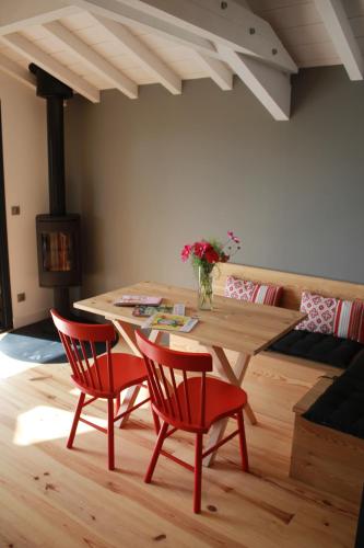 Photo de la galerie de l'établissement Camping Narbaitz éco-cabane 01, à Saint-Jean-Pied-de-Port