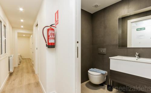 A bathroom at Apartamento Buen Camino