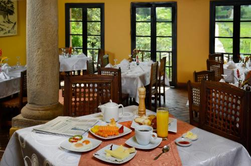 Hotel Hacienda El Salitre 레스토랑 또는 맛집