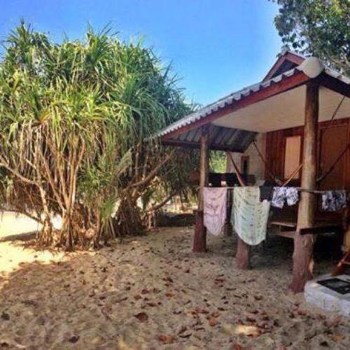 Zahrada ubytování Sunset Bungalow Koh Chang Ranong