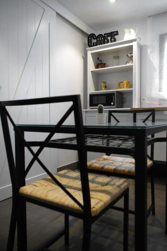 Kuchyň nebo kuchyňský kout v ubytování MAGMA Rooms Playa Honda