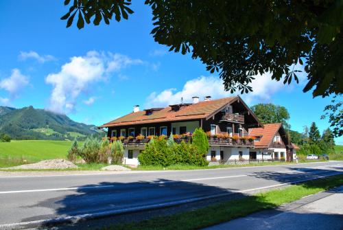 Gallery image of Pension Rauschberghof in Ruhpolding