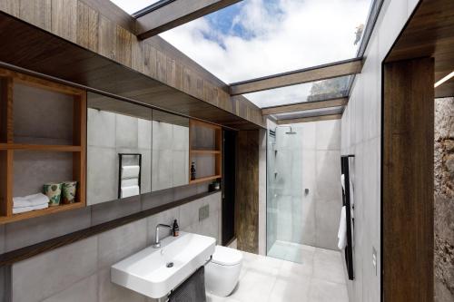 Ένα μπάνιο στο Blue Magnolia