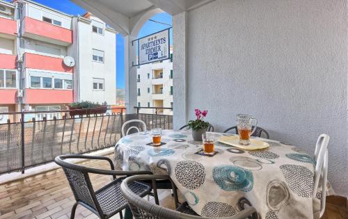 Apartments Milenka