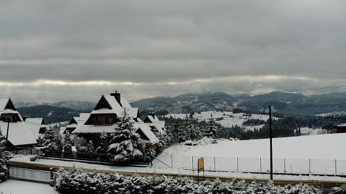 Το Pokoje u Tosi i Czesia τον χειμώνα