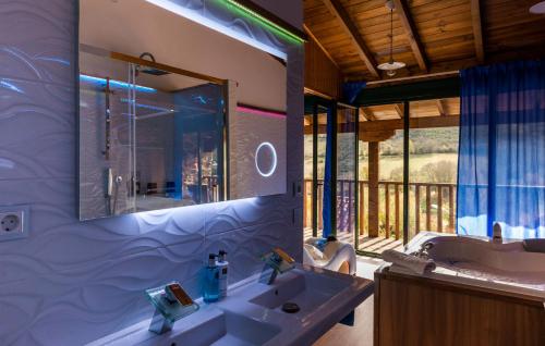 Kupaonica u objektu Suite rural Nido Azul