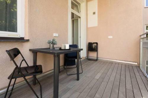 Balkoni atau teres di Spacious Vienna Central Station Residence