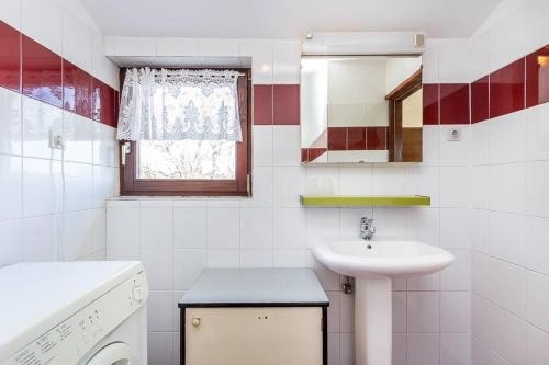 Apartments Karin – Photos 4