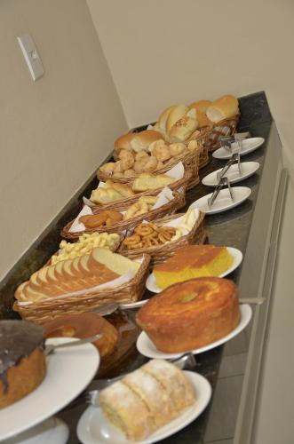 Makanan di atau berdekatan hotel