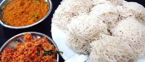 Jídlo v hotelu nebo okolí