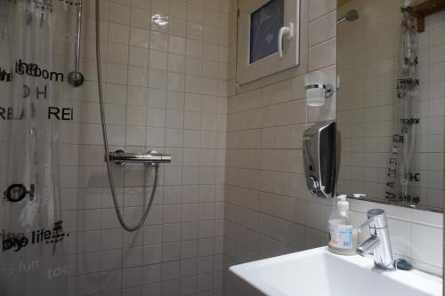 Vonios kambarys apgyvendinimo įstaigoje ApartEasy - Montjuïc & Fira