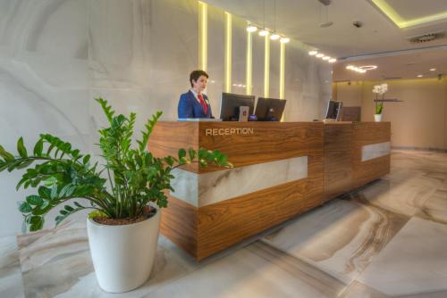 
The lobby or reception area at Hotel Adria
