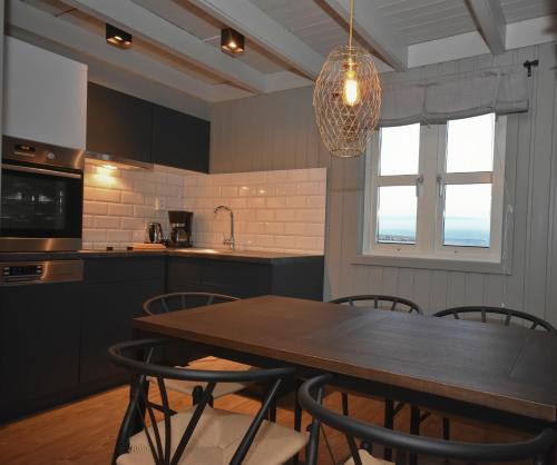 Dapur atau dapur kecil di Bleik Sea Cabins