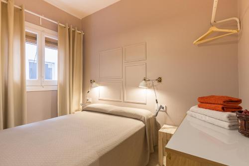 ApartEasy - Plaza España & Fira