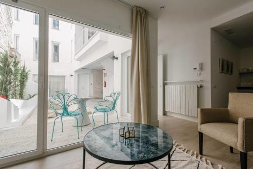 Apartamentos RG Suites Plaza del Salvador