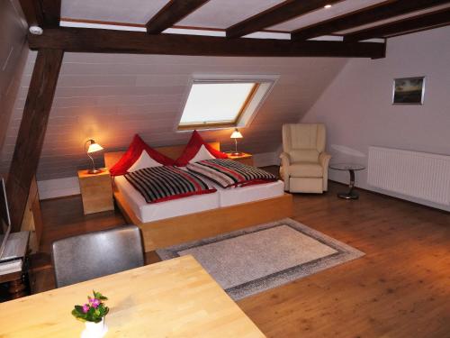Katil atau katil-katil dalam bilik di Gästezimmer & Appartement Elskop