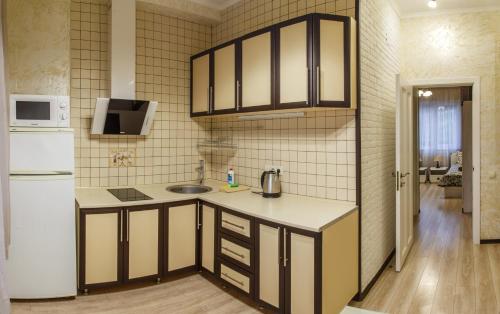Dapur atau dapur kecil di FAVAR Carpathians