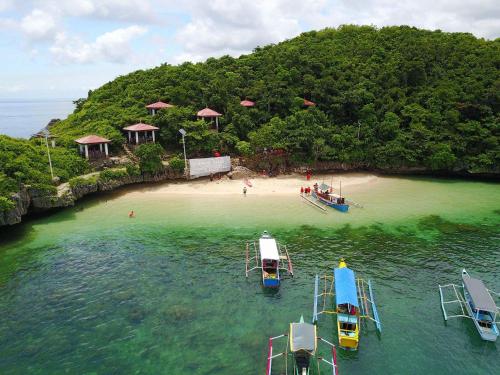 Vue panoramique sur l'établissement Traditional Filipino Home near 100 Islands Wharf