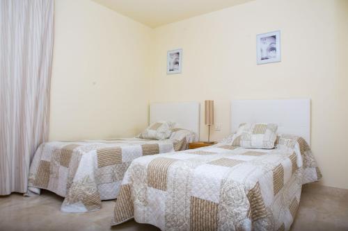 2 Bedrooms Apartment In Magnolia Golf Resort, La Caleta