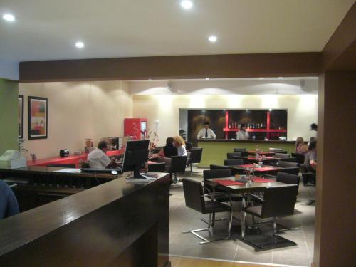 Restaurace v ubytování 646 Hotel Balcarce