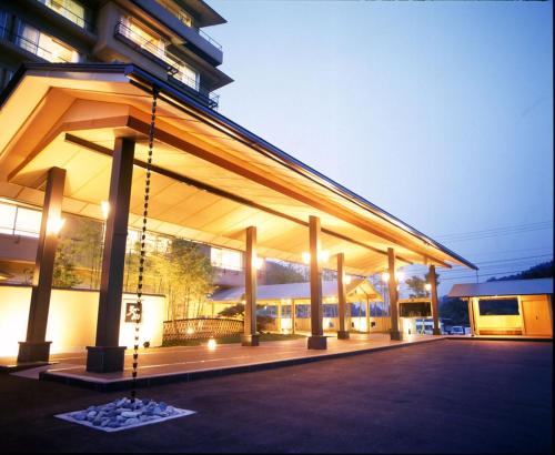 Gallery image of Hirugami Grand Hotel Tenshin in Achi