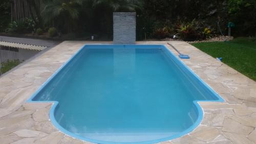 Swimmingpoolen hos eller tæt på Loft Aconchego da Serra